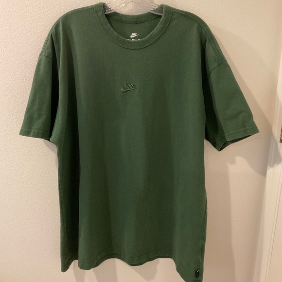Nike Mens T-Shirt - The Nike Tee - Picture 1 of 3